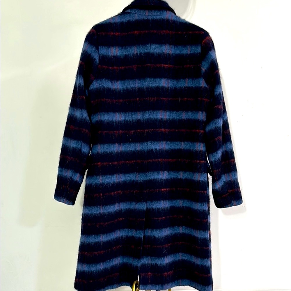 BCBGeneration - Stylish Blue and Black Striped Women's Coat - Picture 7 of 9